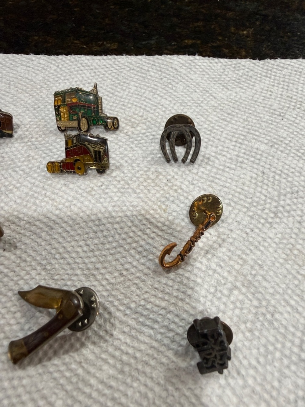 Assorted Enamel Pin Set - Multicolor - Picture 5 of 5